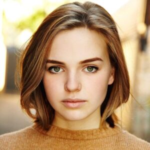 Odessa Young Height Age Weight Measurement Wiki Bio & Net Worth